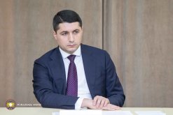Председатель Следственного комитета РА Аргишти Кярамян представил комиссару СЕ по правам человека обстоятельства этнической чистки, осуществленной Азербайджаном (фото)